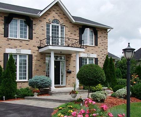 In Elegance Bed & Breakfast Niagara-on-the-Lake Bagian luar foto